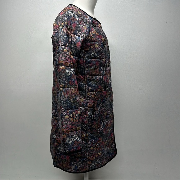 J Crew x Liberty Fabrics Reversible Puffer Jacket Coat Floral Navy Blue Size XS - Picture 3 of 11